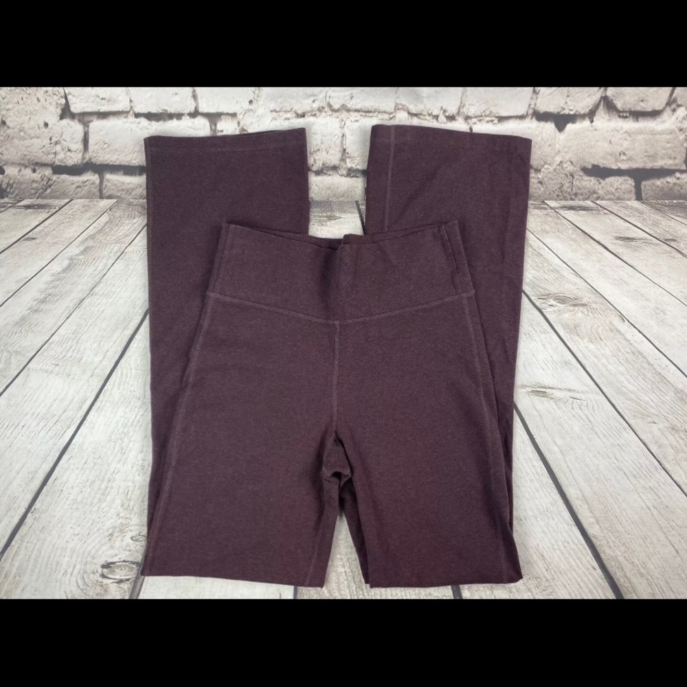 Patagonia Burgundy Bootcut Medium Stretch Leggings